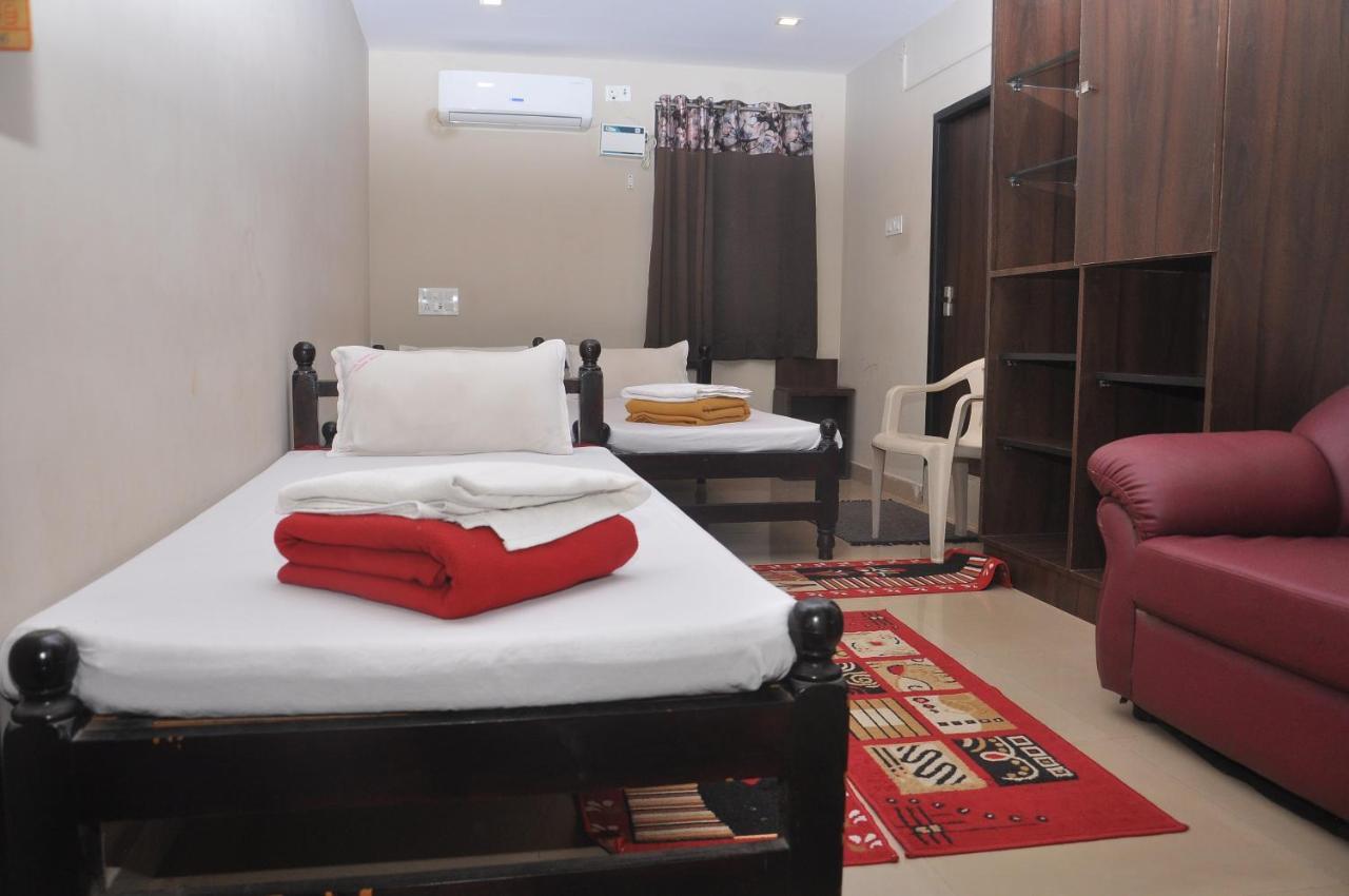 Hotel Temple City Papanasam Exterior foto